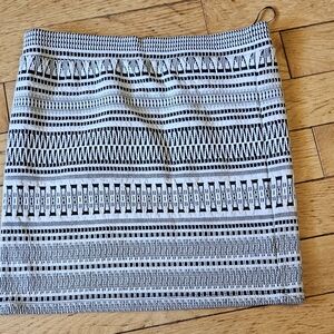 Tube skirt